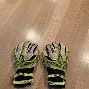 Reusch Goalie Gloves Size 7 Soft Grip