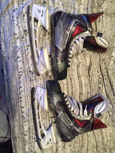 Vapor APX2 Hockey Skates Senior Size 8.5