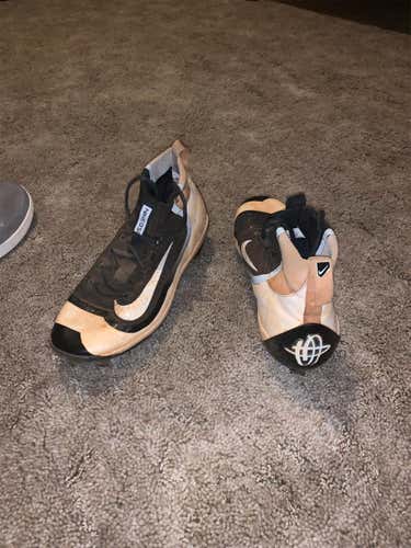 Nike Harauche 10.5 Used METAL