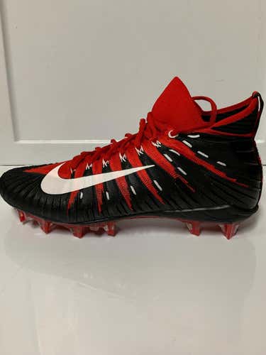 NIKE ALPHA MENACE ELITE BLACK/RED SIZE 11.5