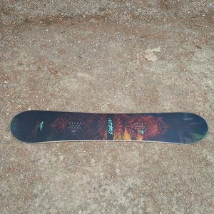 Nitro Mistique 149 (+ Burton citizen sz M bindings + Burton Coco sz 7.5 snowboard boots)
