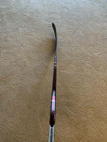 2 Bauer RH ADV sticks dressed as 1X Lite 82 flex p28