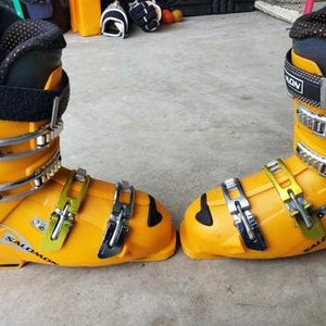 Salomon Ski Boots - Course CF