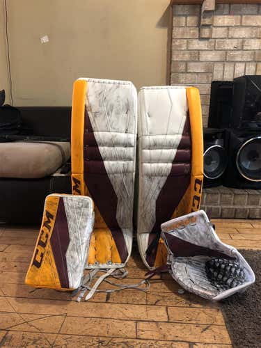 Extreme Flex III Goalie Full Set Regular Senior Pro Stock