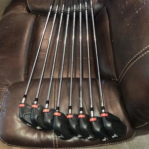 Taylormade 200 Iron Set 3-PW - Club Covers Included