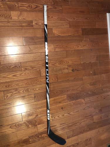 S19 Hockey Stick Righty Toe Senior Pro Stock