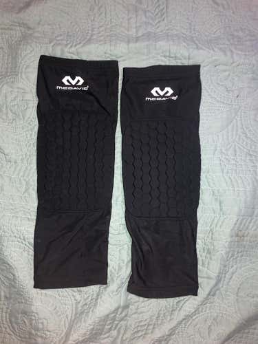 New McDavid Knee Pads Black