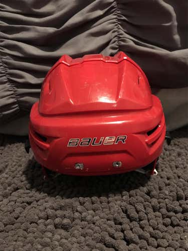 Large Red Bauer Re-Akt Helmet