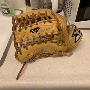 Global Elite Baseball Glove