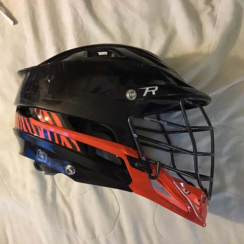R Helmet Adult