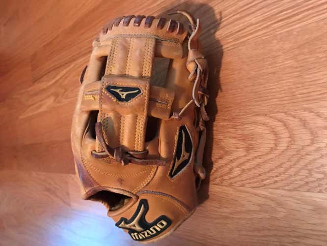 Mizuno Pro  CMP6 Baseball Glove