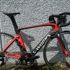 2016 Specialized S-Works Venge ViAS Dura Ace 9150 Di2 Mavic Wheels Size: 54cm
