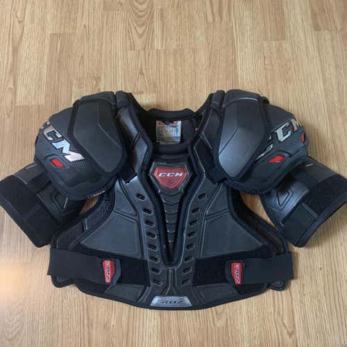 New CCM RBZ Shoulder Pads Senior Medium