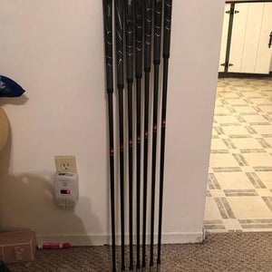Nike VR Pro / Combo Iron Set Left Hand.