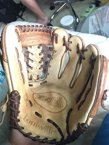 TPX Baseball Glove
