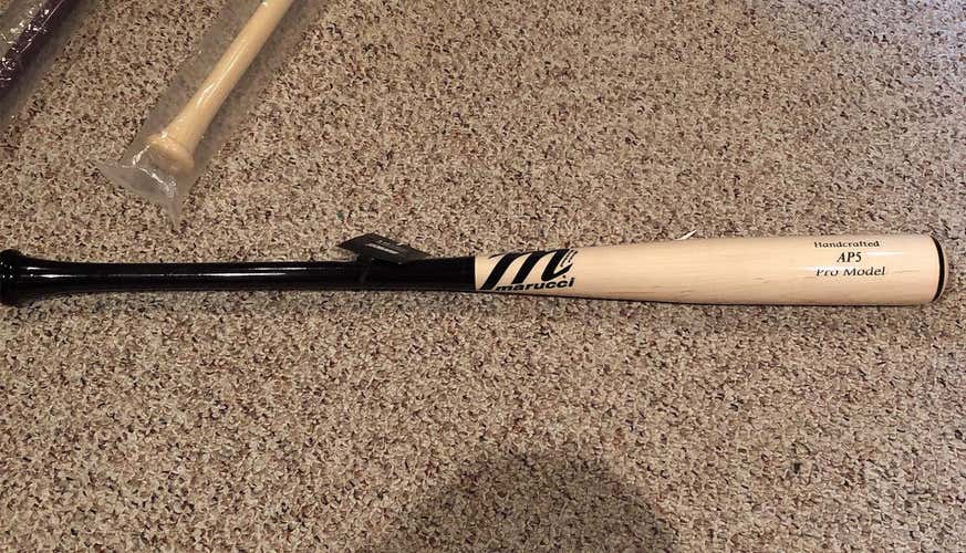 New Marucci AP5 33” Bat Ink Dot