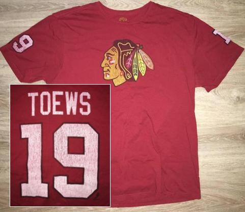 (XL) New Jeremy Toews / Chicago Blackhawks “Retro Brand” Shirt