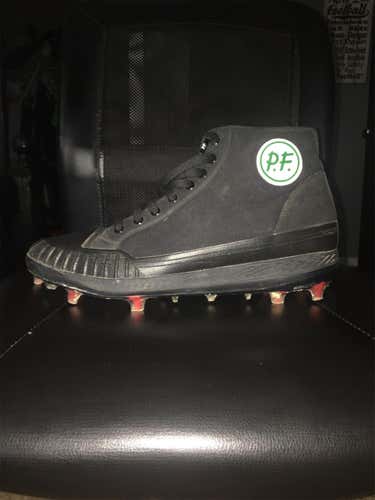 SIZE 13 CLEATS FSOT