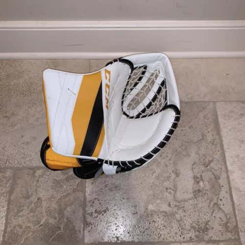 New Extreme Flex III Pro Goalie Glove & Blocker Regular Senior Pro Stock