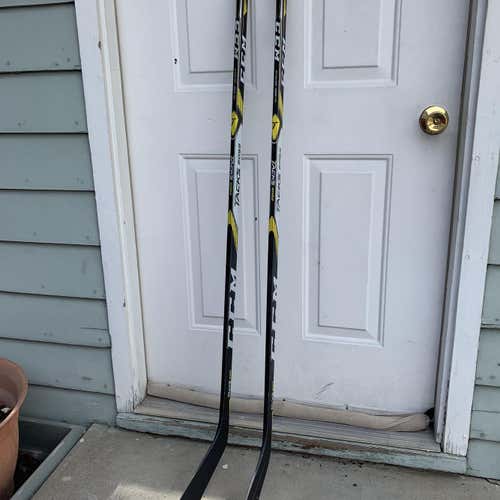 Tacks 2092 Hockey Stick Righty P29 Crosby Junior (2 Sticks)