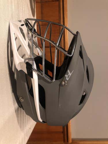 New R Helmet Adult