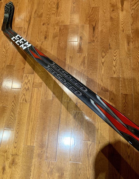 (2 pack) NEW CCM JetSpeed Hockey Stick RH 80 flex P92 Senior Pro Stock
