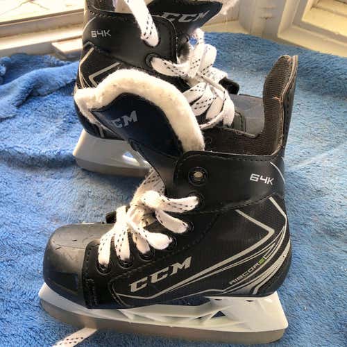 RibCor 64K Hockey Skates Youth Size 11