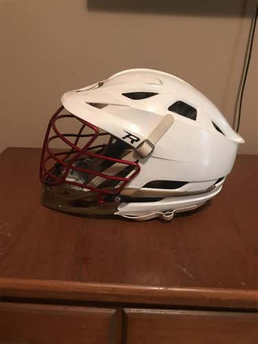 Used Cascade R- White With Red Cage Gold Chin