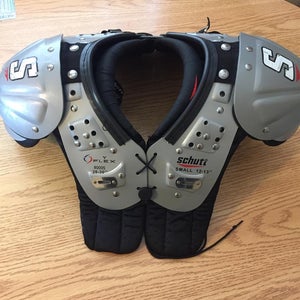 Schutt Y-Flex Youth Shoulder Pads