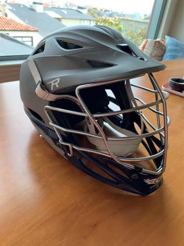 R Helmet Adult