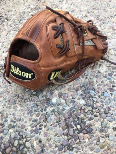 A2000 Baseball Glove
