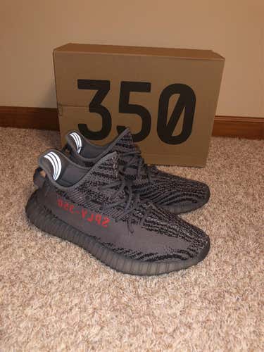Yeezy Belugas v2 Size 11.5