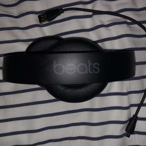 Beats Wireless Solo 3