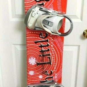 THE LITTLE PENGUIN SNOWBOARD SIZE 148 CM WITH MEDIUM BINDINGS