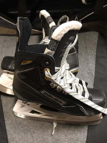Supreme 160 Hockey Skates Junior Size 2.5