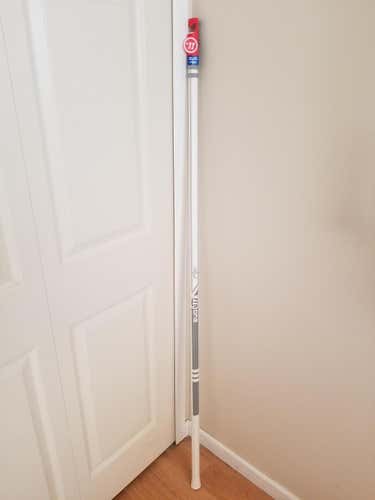 LNWT ~ Warrior Evo AX1 Defense shaft