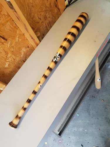 New Sasquatch Bat Wood 33"/30oz