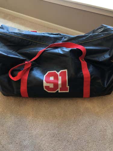 Travelers #91 Bag 38x16x17 Pro Style Navy/Red
