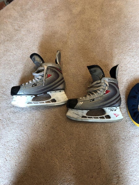 Vapor XXXX Hockey Skates Senior Size 8.5