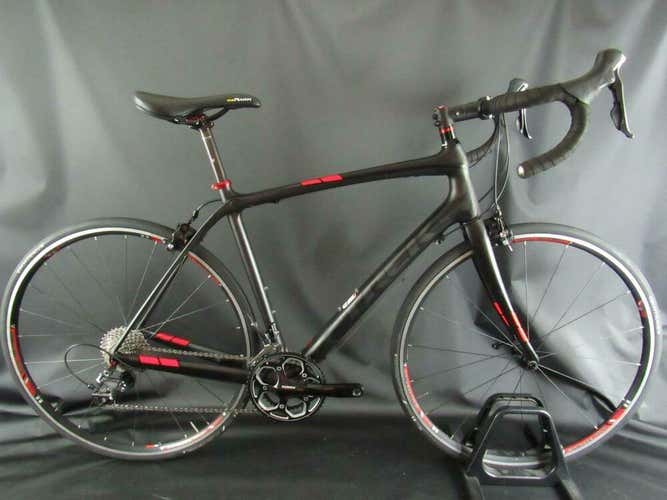 2016 Trek Domane 4.5 Carbon Road Bike Shimano Ultegra 6800 11 Speed Size: 56cm