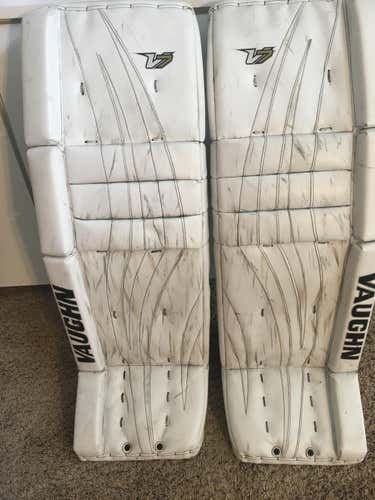 Vaughn Vaughn V7 XR Goalie Leg Pads Senior Pro Stock