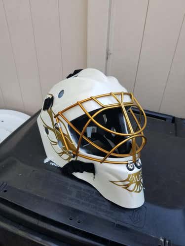 CCM 7000 Goalie Mask Senior
