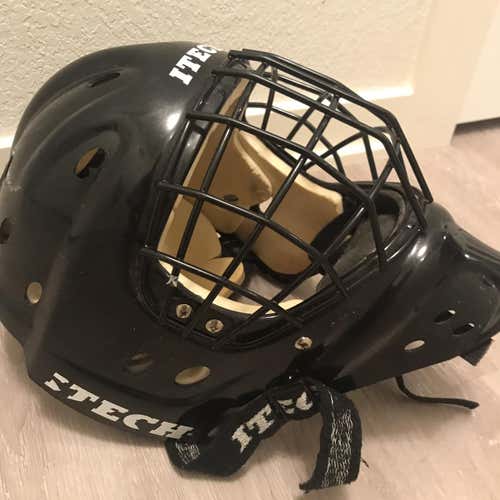 Itech Black Senior Goalie Mask Helmet