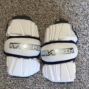 HPU Maverik Max Arm Pads