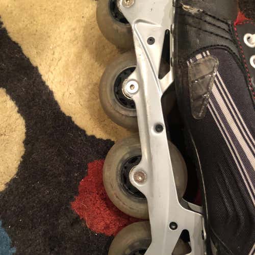 Bauer Roller Blades Vapor X900. Used But In GREAT CONDITION