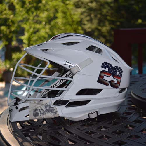 All White Cascade R