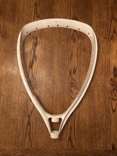 STX Lax goalie head unstrung