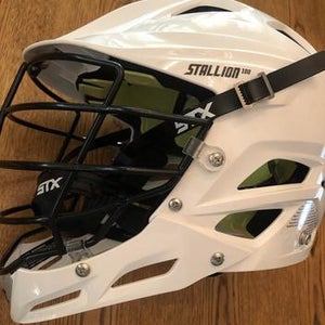 White lacrosse helmet adult Large