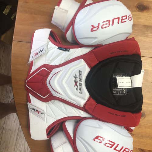 Vapor APX2 Shoulder Pads Junior