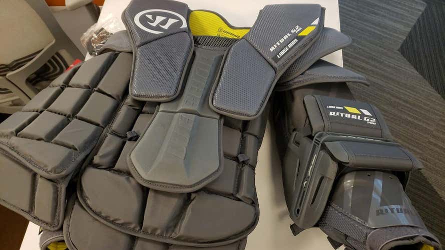 Like-New Warrior Ritual G2 Pro Senior Large Goalie Chest & Arm Protector